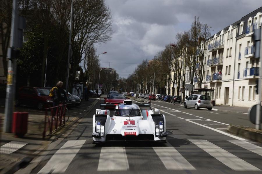 Audi R18 e-Tron Quattro 2014 года  (фото 14 из 91)
